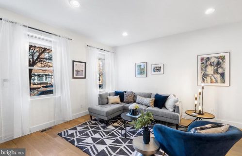 1636 Eyre St, Philadelphia PA  19125-2420 exterior