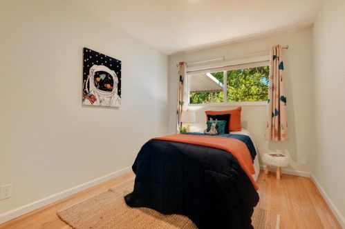 2554 Huron Dr, Concord CA  94519-2035 exterior