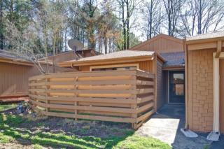 839 Lake Hollow Blvd, Marietta, GA 30064-3947