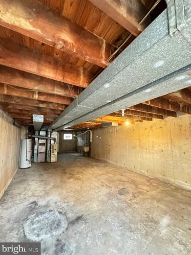 8128 Ditman St, Philadelphia PA 19136-2813 exterior