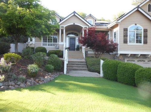 23493 Shadow Dr, Auburn, CA 95602-8356