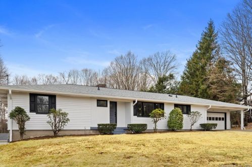 355 Reservoir Rd, Kensington, CT 06037-2821