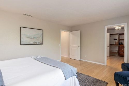 2004 Troy Pl, Vista CA  92084-4831 exterior