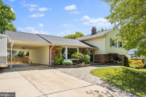 12517 Summerwood Dr, Silver Spring, MD 20904-1746