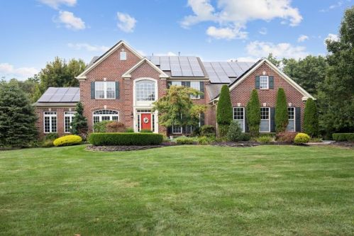 32 Jefferson Ct, Jackson Twp, NJ 08527-5157