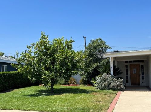 2025 10th St, La Verne, CA 91750-4008