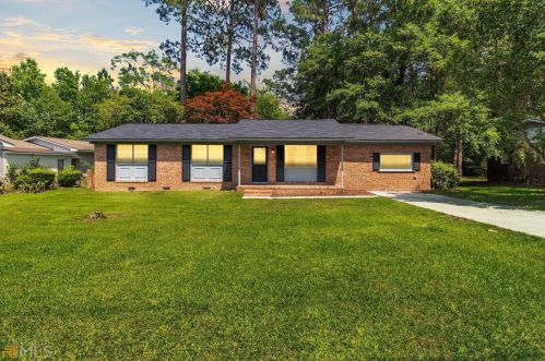 303 Gentilly Rd, Statesboro, GA 30458-2051