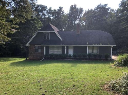 1849 Poplar St, Conyers, GA 30013-1658
