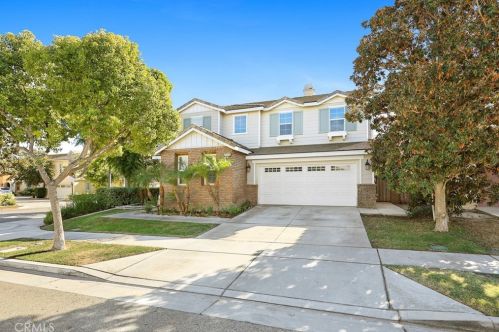 6881 Vanderbilt St, Chino, CA 91710-1307