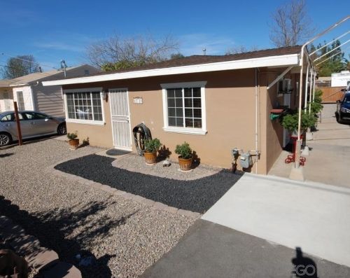 12718 Julian Ave, Lakeside, CA 92040-4206