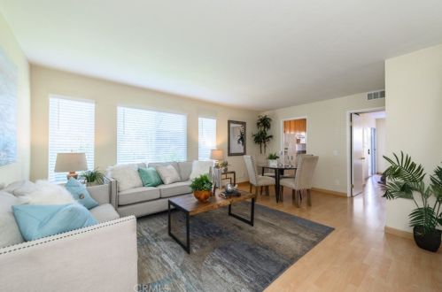 51 Oval Rd, Irvine, CA 92604-2459