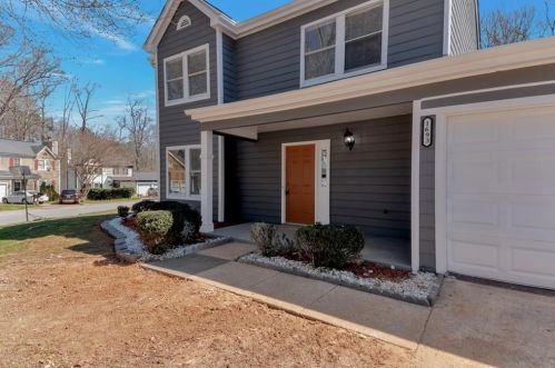 1693 Laurel Creek Cir, Lithonia, GA 30058-7823