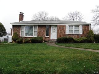 1609 Stanford Rd, Bethlehem, PA 18018-1767