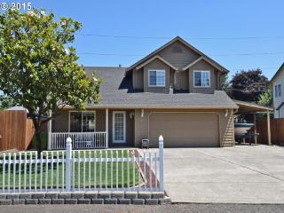 9609 106th Ct, Vancouver, WA 98662-2286