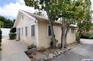226 Kenneth Rd, Glendale CA  91202-1435 exterior
