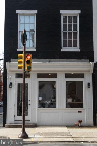 238 20th St, Philadelphia, PA 19103-5603