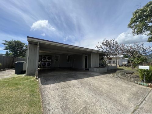 468 Kaumakani St, Honolulu HI  96825-2325 exterior