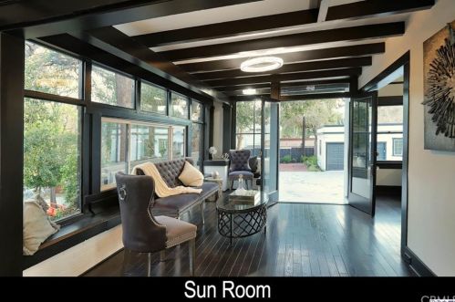 1616 Wabasso Way, Glendale CA  91208-2441 exterior