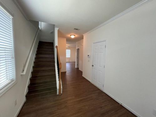 441 Fern Bay Dr, Atlanta GA  30331-8957 exterior