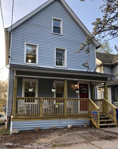 444 Washington St, Middletown CT  06457-2527 exterior
