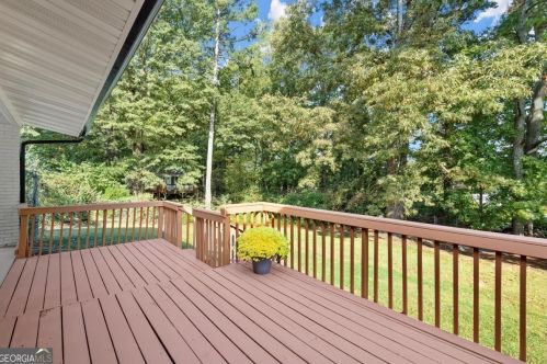 3949 Adamsville Dr, Atlanta GA  30331-3823 exterior