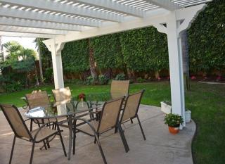 5112 Via Calderon, Camarillo, CA 93012-6737