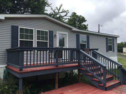 26 Blue Mountain Dr, Elkton, VA 22827-4007