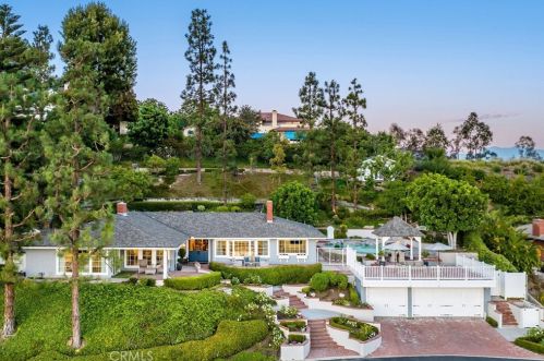 2181 Vista Privada, Santa Ana, CA 92705-3155