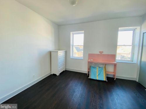 2536 17th St, Philadelphia, PA 19132-3927