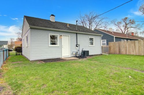 7547 Birch Ave, Hammond IN 46324-3155 exterior