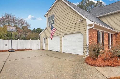 1850 Milfield Cir, Lithonia, GA 30078-2079