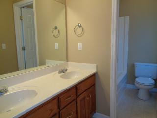1914 Amacher Dr, Spring Hill TN  37174-9522 exterior