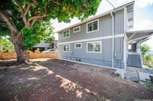 1945 Kapalama Ave, Honolulu HI  96817-1840 exterior
