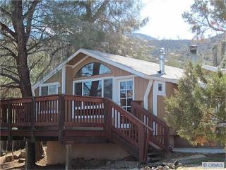 102 Hoebeck St, Bodfish, CA 93205-0097