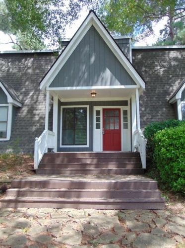100 Quail Valley Rd, Auburn, GA 30011-3054