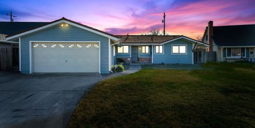1064 Tioga Way, Manteca, CA 95337-5345