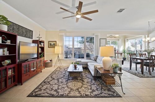103 Silver Bonnet Dr, Georgetown, TX 78633-5144