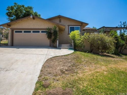 162 East St, Norco, CA 92860-2131