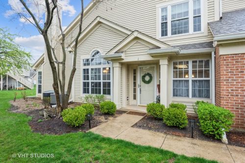 334 Ashford Cir, Hanover Park, IL 60103-7463