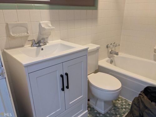 801 Greenhill Dr, Conyers GA  30012-4818 exterior