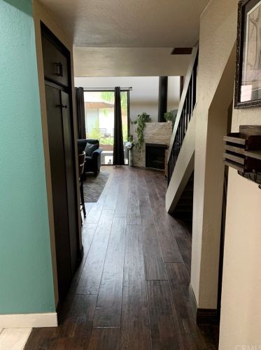 5467 Twin Lakes Dr, Cypress, CA 90630-5957
