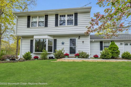 9 Buxton Rd, Jackson Twp, NJ 08527-1705