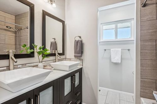 1964 Oswego Way, Aurora CO 80014-1188 exterior