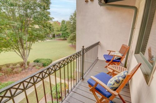 3610 Ridge Towne Dr, Duluth GA  30096-6616 exterior