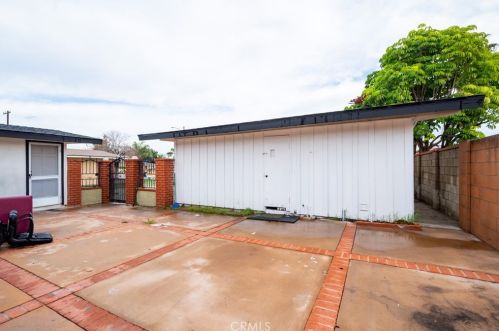 529 Dorchester St, Anaheim CA  92805-4920 exterior