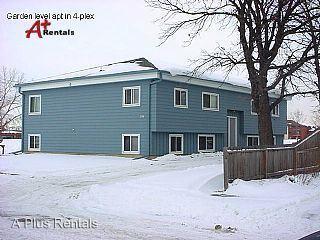 104 Garfield Ave, Sioux Falls SD  57104-3130 exterior