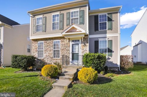 58 Bullskin St, Charles Town, WV 25414-5434