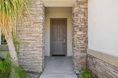 82669 Cota Dr, Indio, CA 92203-3172