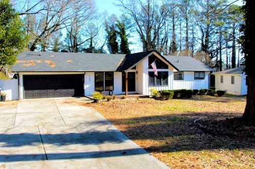 1759 Kimberly Dr, Marietta, GA 30008-4488