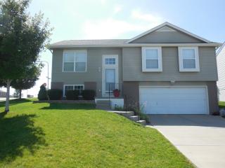 2202 167th Ave, Omaha, NE 68116-2554